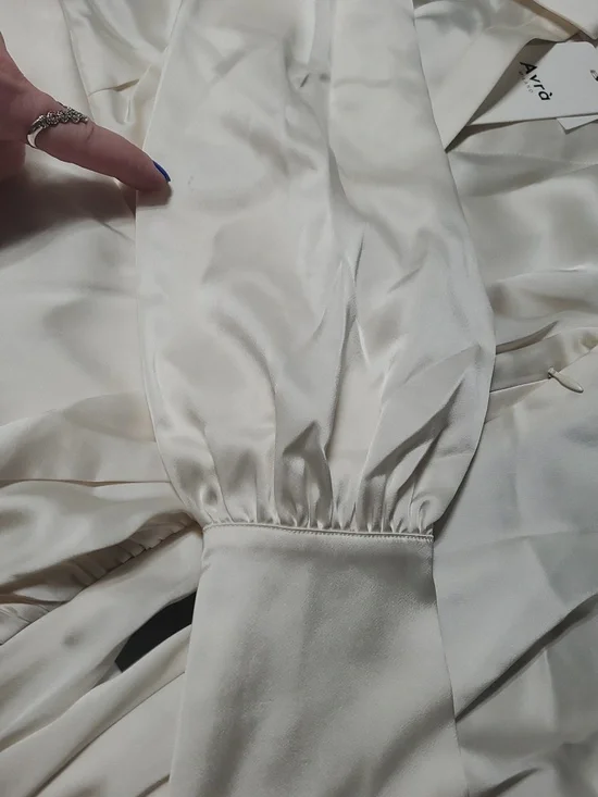 NWT Avra Agata Satin Faux Wrap Mini Dress Size XS Off White Feminine Wedding - Picture 12 of 16